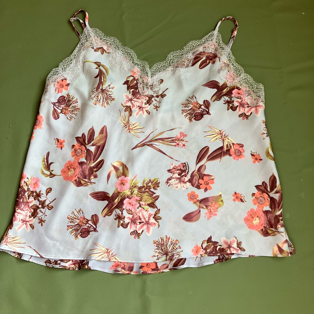 Victoria’s Secret Satin Floral Lace Trim Cami Top Size Large Periwinkle Blue
